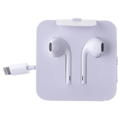 Гарнитура EarPods с Lightning коннектором (в тех. упаковке)