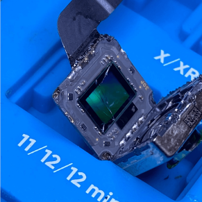 Заміна фільтра (синього скла) задньої камери XR-13 Pro Max